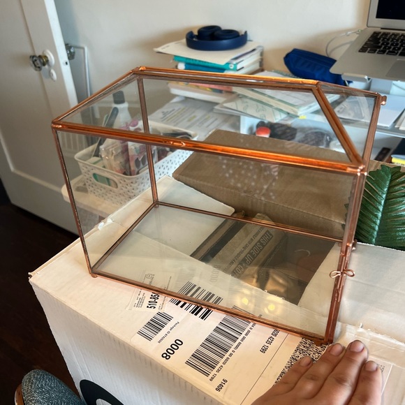 ROSE GOLD CARD BOX WITH LOCK - Picture 4 of 5